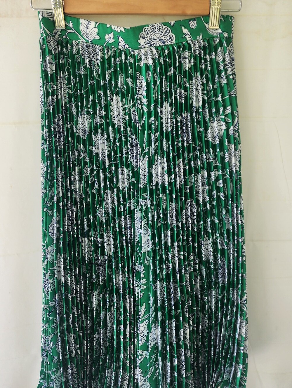J. Crew Green Floral Pleated Midi Skirt - Picture 3 of 11